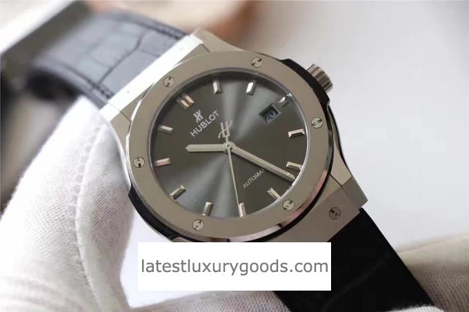 Hublot Classic Fusion Titanium Replica: Design, Quality, and Features - 1